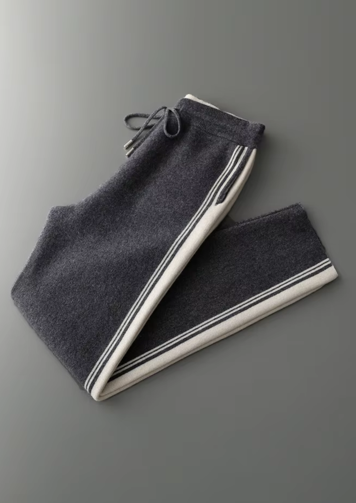 Gris foncé