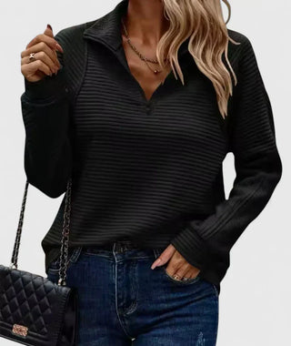 Yui | Pull doux à coupe élégante – Noir