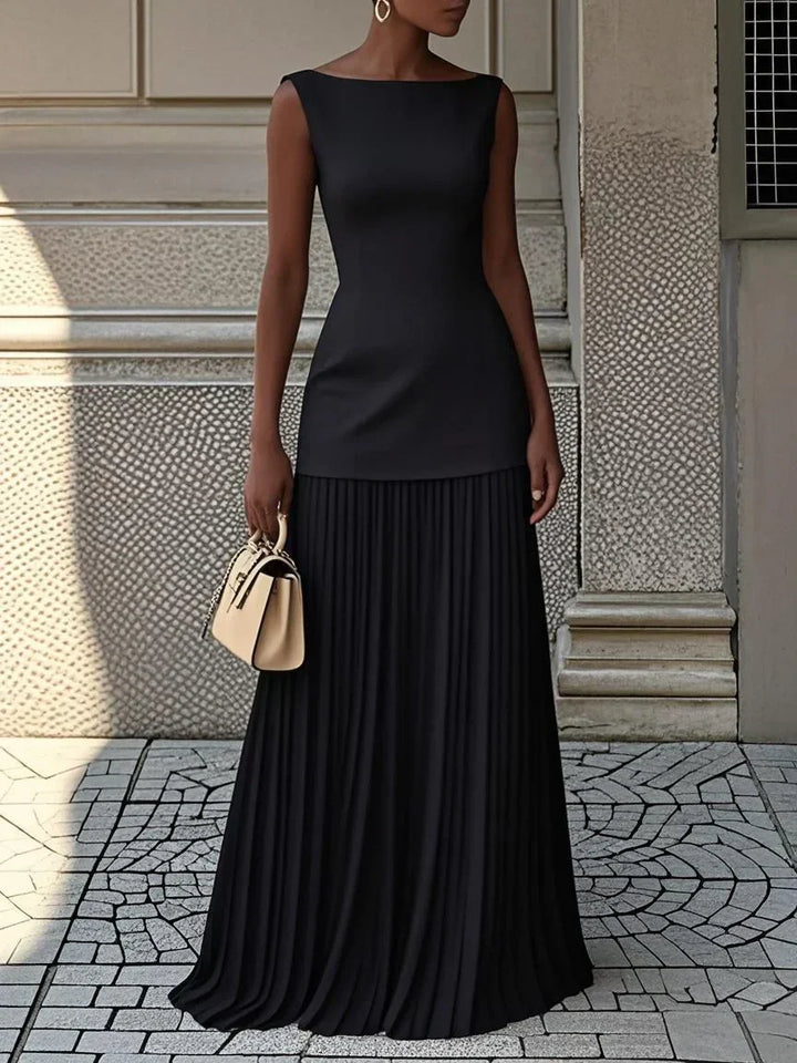 Sumire | Robe longue plissée sans manches – Noir