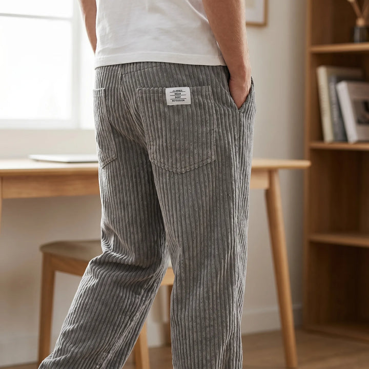 Pantalon en velours côtelé