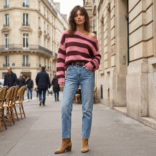 Kahori - Pull rayé porté tenue urbaine chic