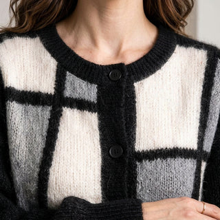Détail texture maille et boutons - Cardigan Itsuki