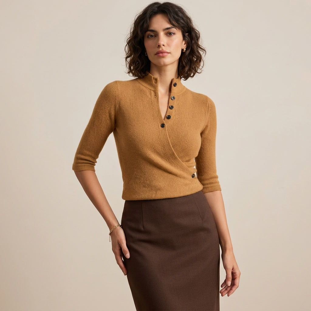 Masae – Pull cache-cœur camel porté look chic