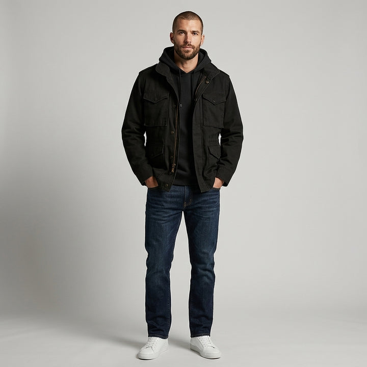 Veste militaire M-65 Taka coloris noir portée