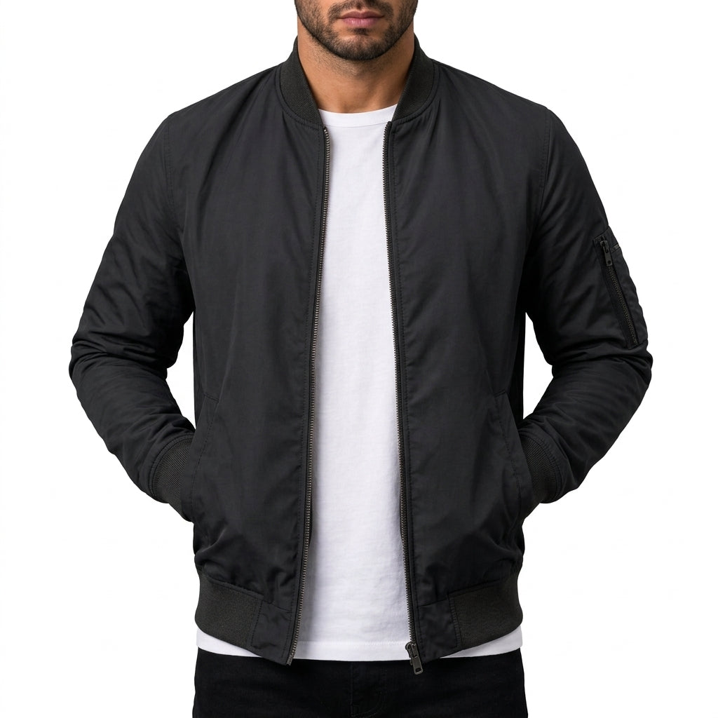 Umi – Blouson bomber classique photo studio fond blanc