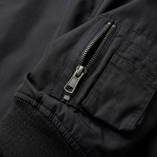 Umi – Détail zip et poche manche zippée du bomber