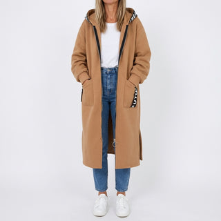 Midoriko – Manteau long zippé à capuche studio hero