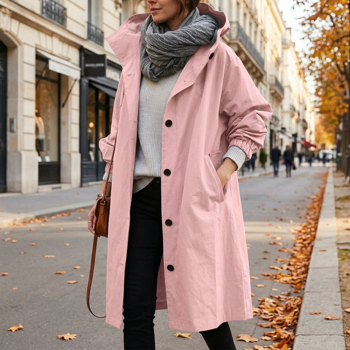 Eiko - Manteau long en situation urbaine lifestyle